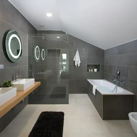 Luxury With Jacuzzi And Sea View *