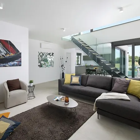 Apartment Luxury With Jacuzzi And Sea View